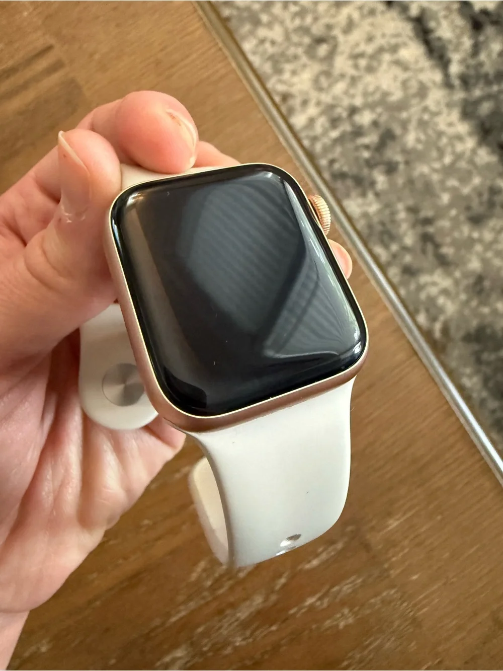 Apple Watch SE 1st Gen - Rose Gold